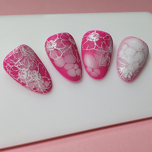 Erlebe die faszinierende Drop-in-Drop-Technik für einzigartige Nageldesigns bei Hauptstadt Nails in Berlin Reinickendorf.