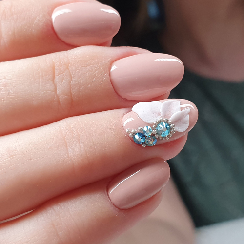 Wunderschöne 3D-Nagelkunst in unserem Nagelstudio in Reinickendorf, Berlin.